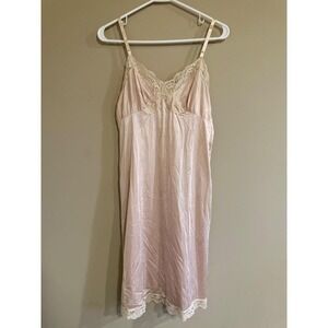 Vintage Vassarette Tan Lace Trim Full Slip Lingerie Dress Size 36 Short RN 20169